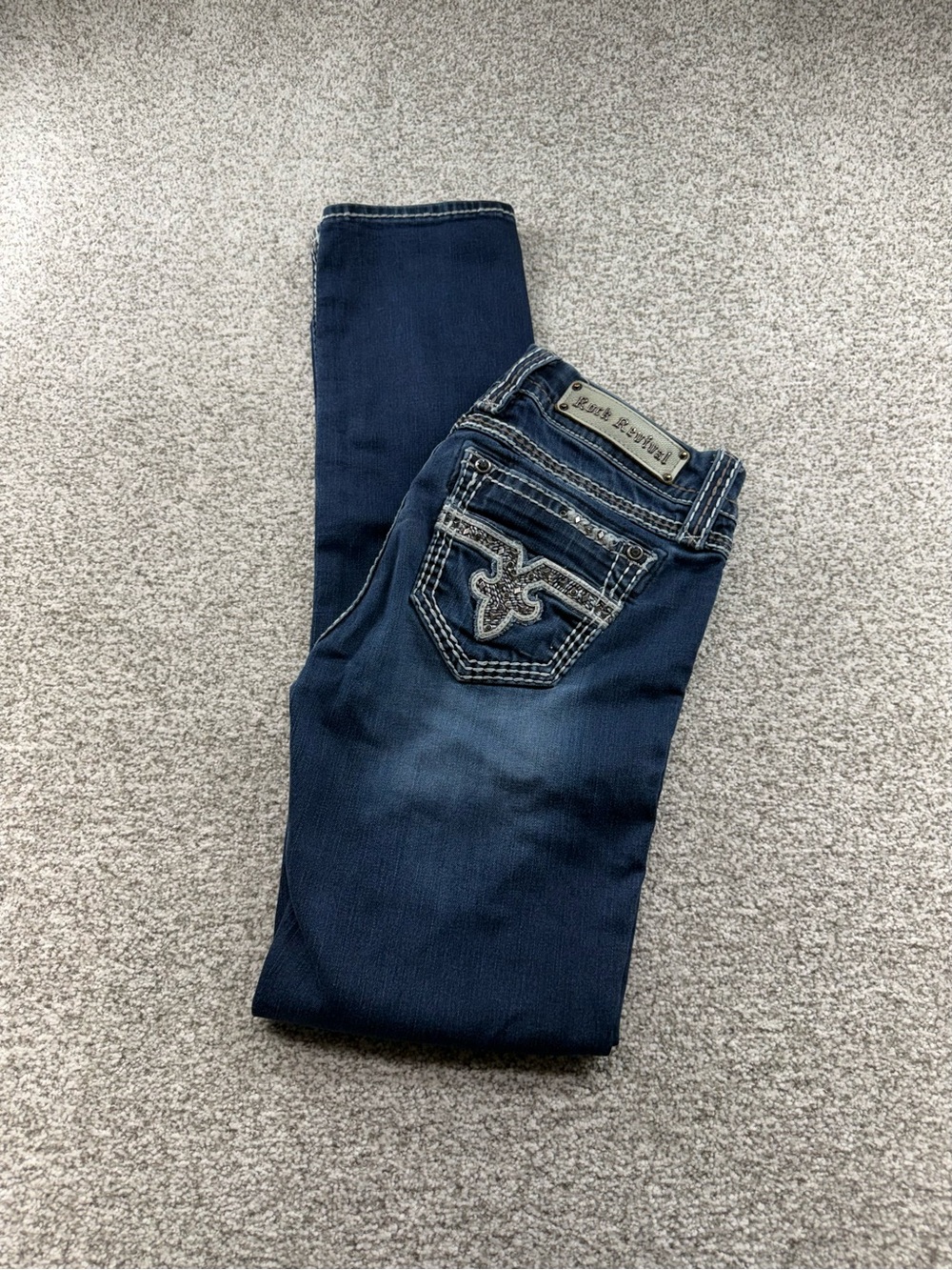 Women's Rock Revival Dark Wash Blue Chile Easy Skinny Embellished Jeans Sz 29x33